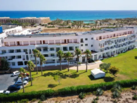 Ohtels Cabogata โรงแรมในRetamar