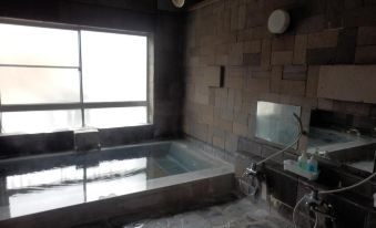 Hotel Weisser Hof Happei