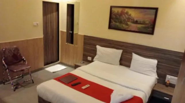 Terminus Square Hotels near Lokmanya Tilak Terminus