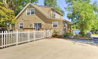 Sunny Glen Burnie Home - on-Site Water Access