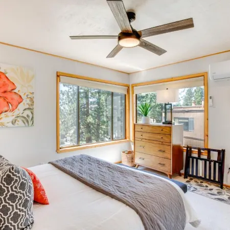 2 Mi to Heavenly Mtn Resort: Retreat w/ Sauna!