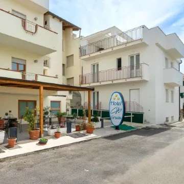Grazia Hotel