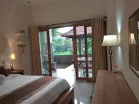 Master Homestay Отели рядом с достопримечательностью «Пляж Амед»