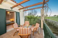 Captain's Villas