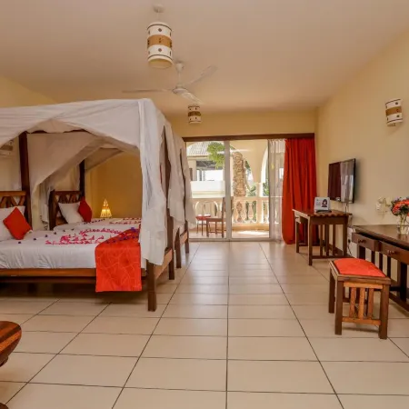 CityBlue Creekside Hotel & Suites