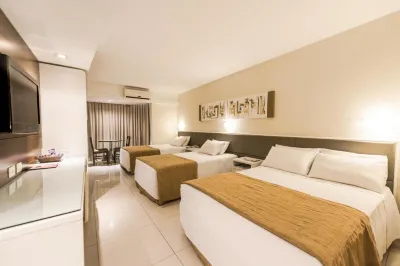 Rafain Palace Hotel & Convention Center Hotels near International Friendship Bridge