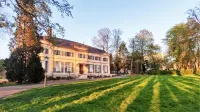 La Maison Verneuil Hotels in Charolles