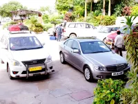 Hotel Apaar - Parking