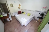 Agriturismo Tra Serra E Lago Hotels in Cavaglià