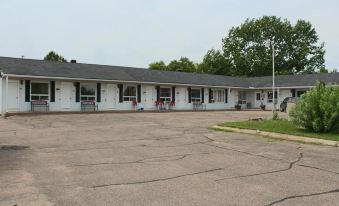 Travellers Inn
