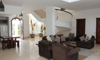 Carlton Luxury Villa