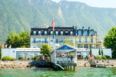 Hôtel du Port Hotels near LIPO