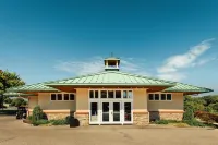 Turf Valley Resort Hotel in zona The Shrine of St. Anthony