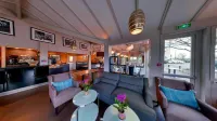 Hotel Acadie les Ulis Hotels in Saulx-les-Chartreux