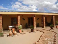 Tismaree Guestfarm Hotel di 