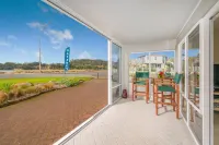 Waterfront Apartments Whitianga