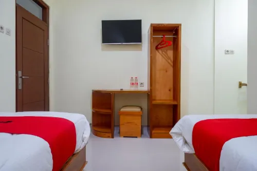 RedDoorz near Rita Supermall Purwokerto 2 Hotel di Kabupaten Banyumas