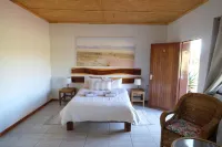 Duwisib Guest Farm - Homestay