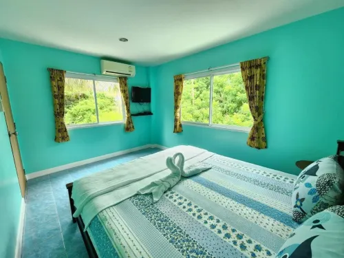 Blue Beach Bungalow