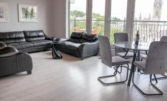 Bella Vista Hotel & Self Catering Suites