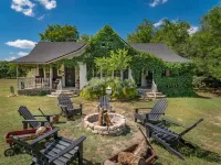 Country Woods Inn Hotels in Somervell County