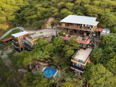 Akela Gaira Hotel Hotels in Гайра