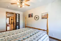Updated Main St Apt Near Fishlake and Capitol Reef!