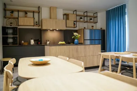 Coliving Compostela Отели рядом с достопримечательностью «Miradoiro Costa Vella»