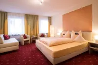 Hotel Gasthof Zur Post Hotels in Konigstein