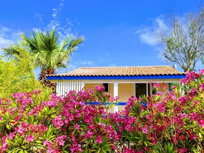 Camping Hameau Des Cannisses
