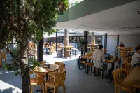 Dali House - breakfast