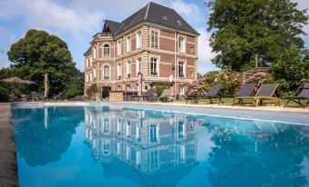 Le Petit Chateau de Conteville