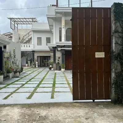 Villa Sayong Indah Bedugul Hotel dekat Kebun Raya Bali ᬓᭂᬩᬸᬦ᭄ᬭᬬᬩᬮᬶ᭟