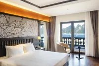 Green Dragon Boutique Hotel Hotels in Vân Đồn District