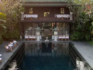 Villa Mahabhirom