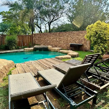 Khaya Africa Guesthouse