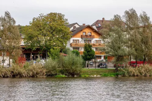 Landgasthof Moser & Restaurant Bootshaus Hotels in Aldersbach