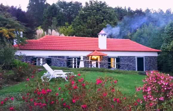 菲亞斯農場酒店