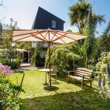 Logis Hotel les Fuchsias