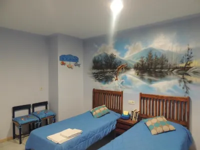 Hostal Can Massot Hotel dekat Magma - Centro Termal