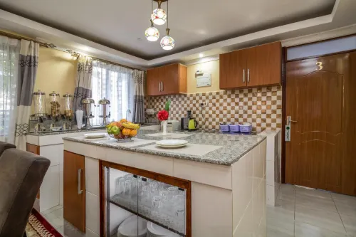 Javilla Eagles Safari Guest house - Bed and Breakfasts