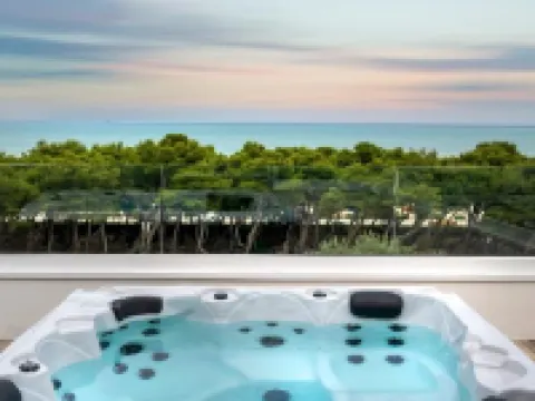 約曼米生活風格套房酒店 泰拉莫省酒店