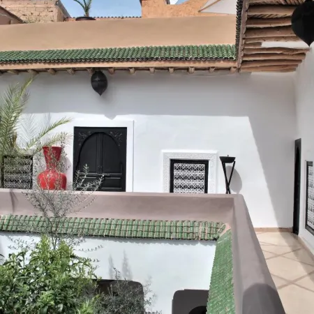 Riad Essaada