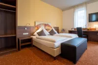 Hotel St Georg - Regensburg Hotels in Sinzing