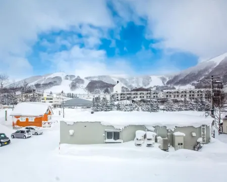 Rusutsu Lodges Pension Lilla Huset Hotels in Rusutsu