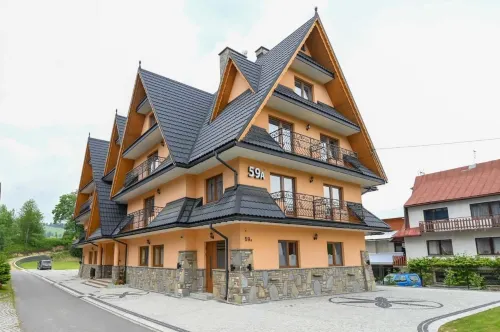 Pod Tatrami 2 - świetna Lokalizacja, Obok Przystanku Ski Busa Oraz Restauracji, duży Parking Hotels in Gmina Bukowina Tatrzańska