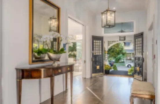 The George - Luxury Boutique Inn