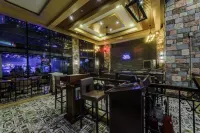 Villa Caceres Hotel - bar