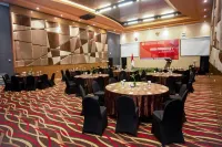 Meotel Purwokerto Hotels in Purwokerto
