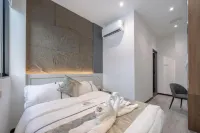 Saturn Hotel